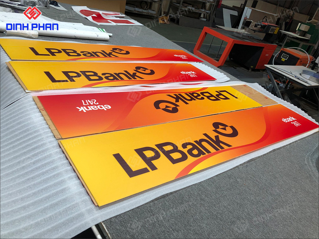 In uv lên mica tại Đắk Lắk in uv lên mica ngân hàng lpbank đaklak