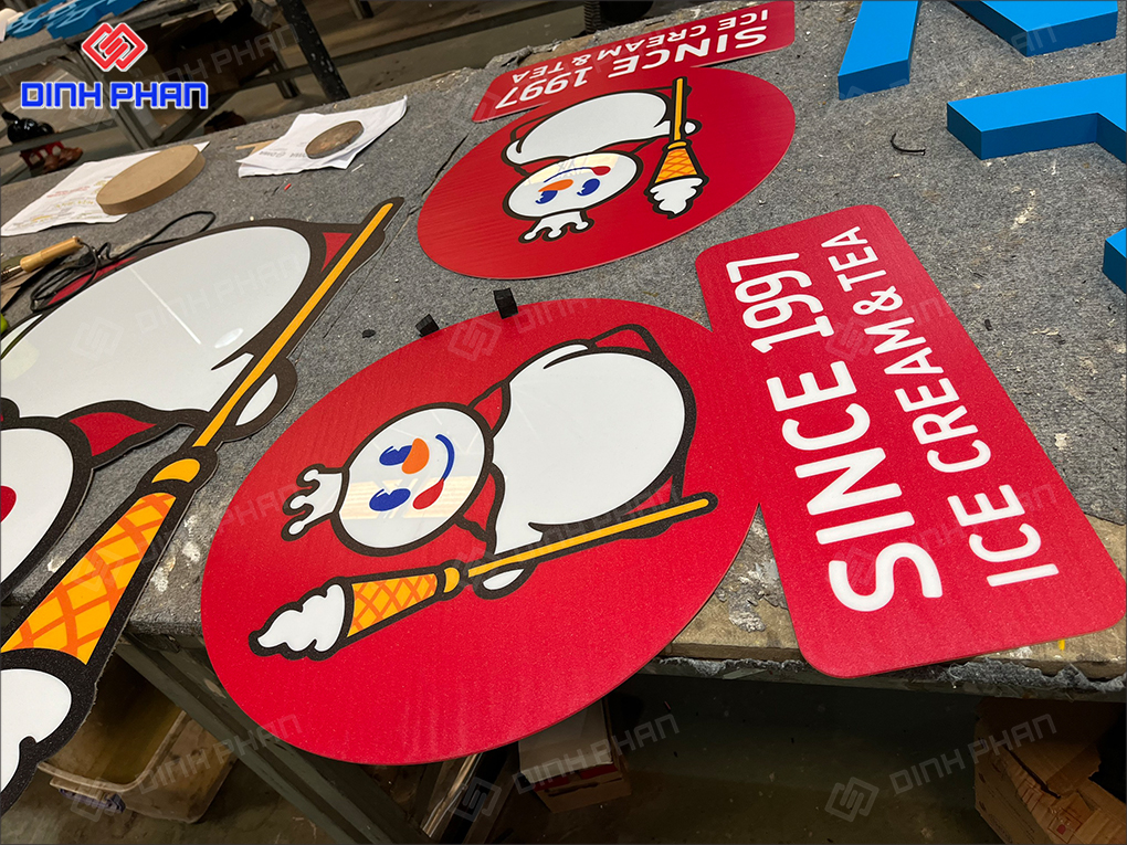 Dịch vụ in nhanh tại Buôn Ma Thuột in uv logo mixue nhanh tại bmt