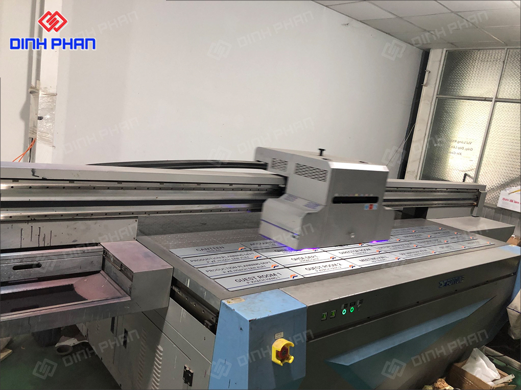 Dịch vụ in nhanh tại Buôn Ma Thuột in uv phẳng bmt