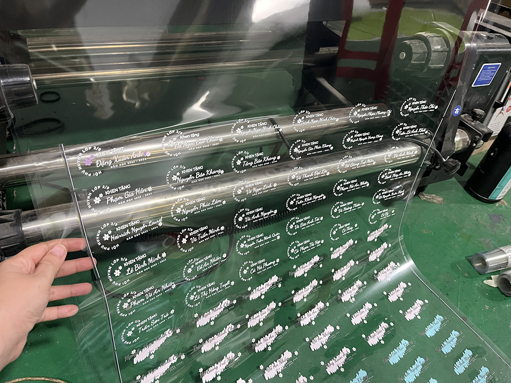 Dịch Vụ In UV Decal Tại Đắk Lắk Uy Tín, Giá Rẻ in uv decal