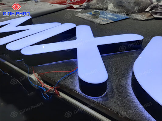 in uv lên mica tại buôn ma thuột