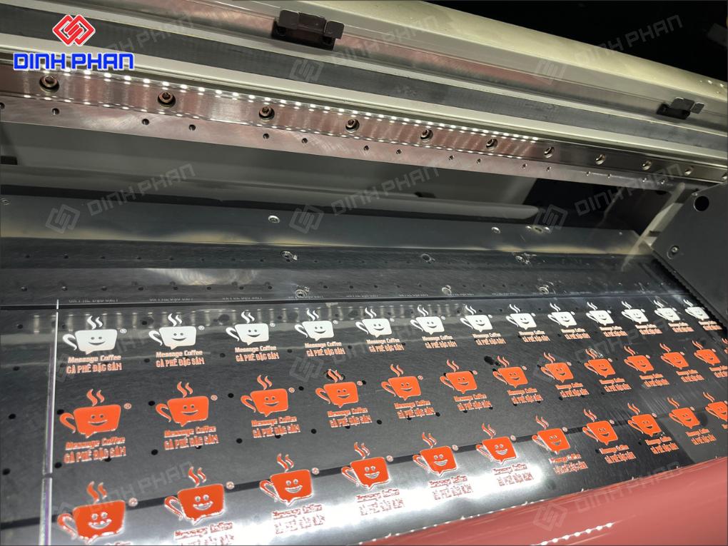 In UV Sticker Giá Rẻ, Chất Lượng, Bền Màu In UV Sticker Giá Rẻ, Chất Lượng, Bền Màu