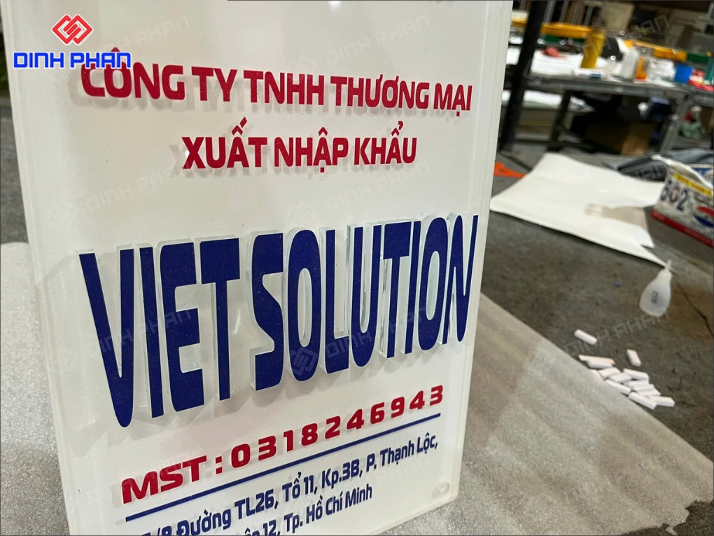 Công ty in ấn quảng cáo BMT có in UV