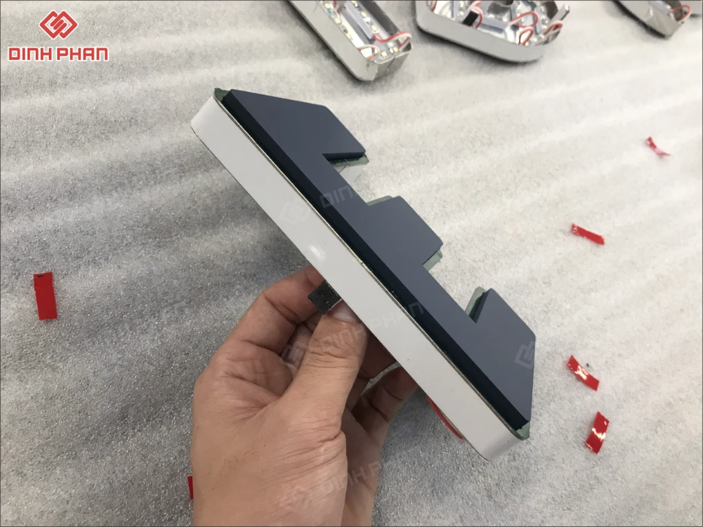 Làm chữ inox BMT