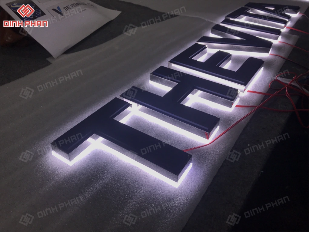 Làm chữ inox BMT