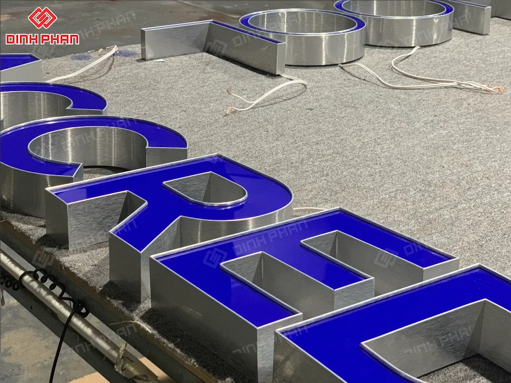 Gia công chữ nhôm BMT