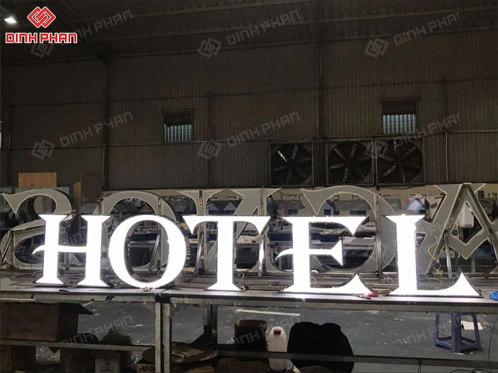 Làm bảng hiệu công ty BMT