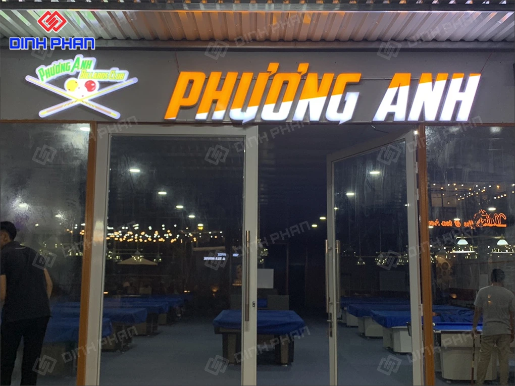 Làm bảng hiệu đèn led BMT