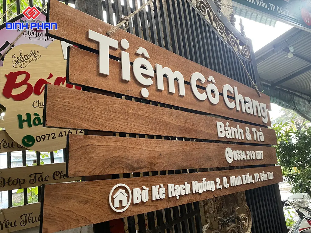 Làm bảng hiệu gỗ BMT