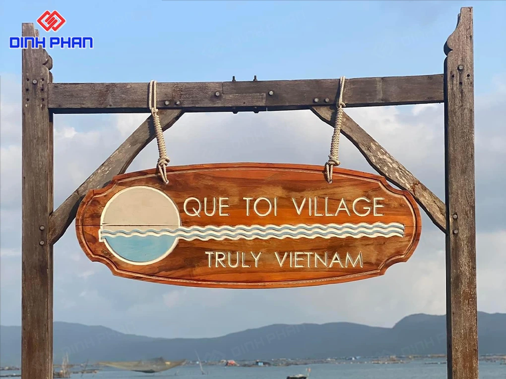 Làm bảng hiệu gỗ BMT