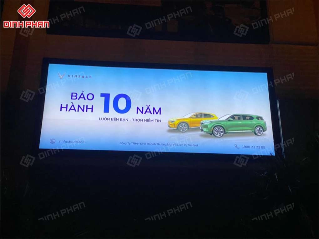 Làm bảng hiệu hộp đèn BMT