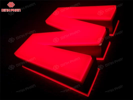 Làm bảng hiệu mica BMT