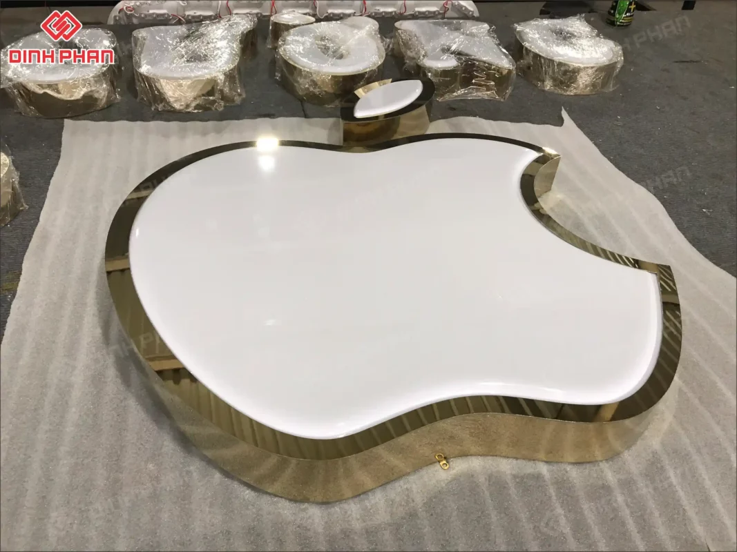 Làm bảng hiệu mica BMT