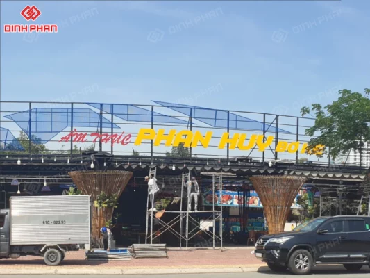 Làm bảng hiệu nhà hàng BMT