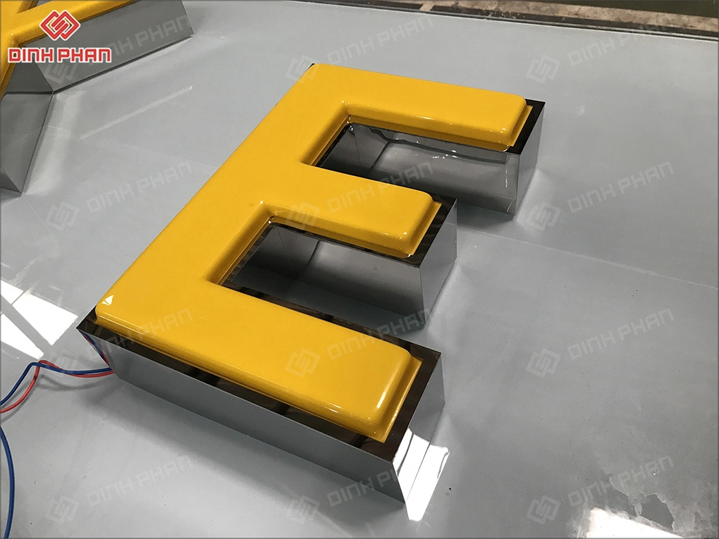 Làm chữ nổi mica Daklak