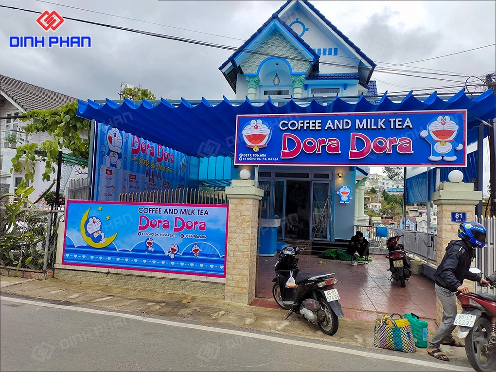 Bảng hiệu cafe BMT