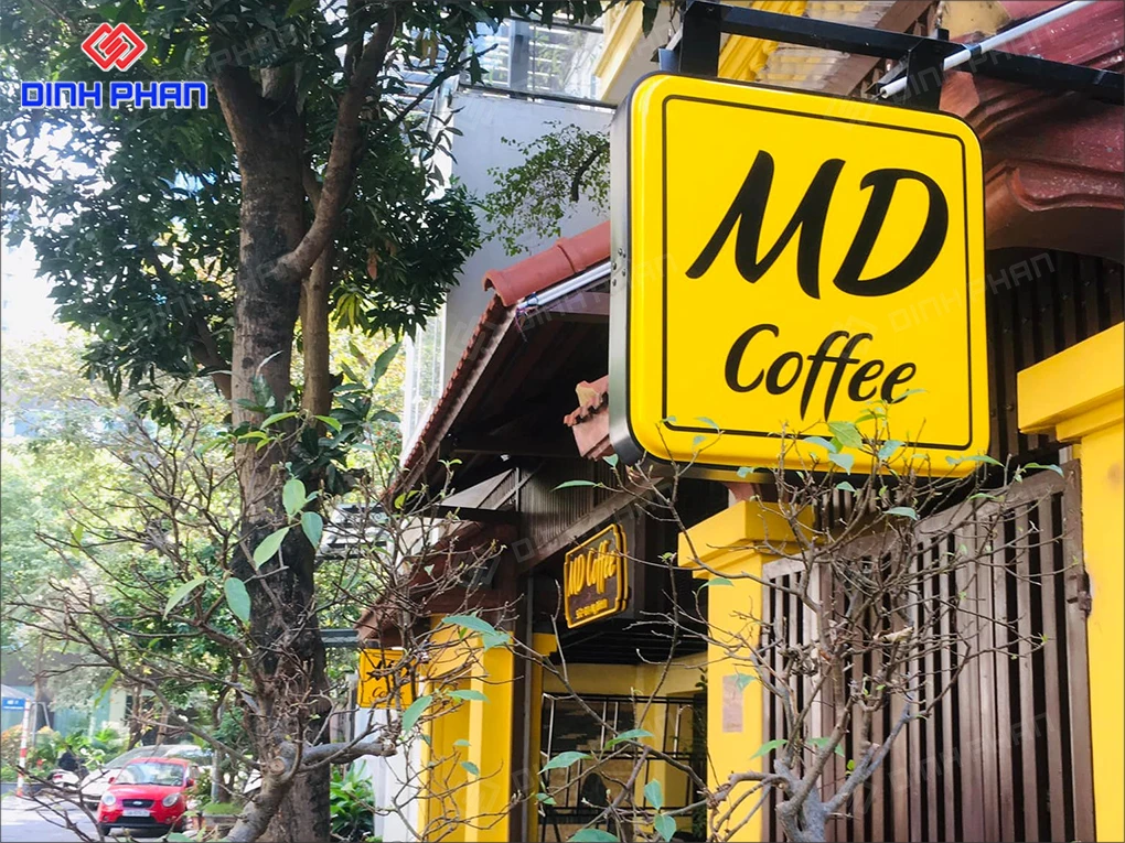 Bảng hiệu cafe BMT