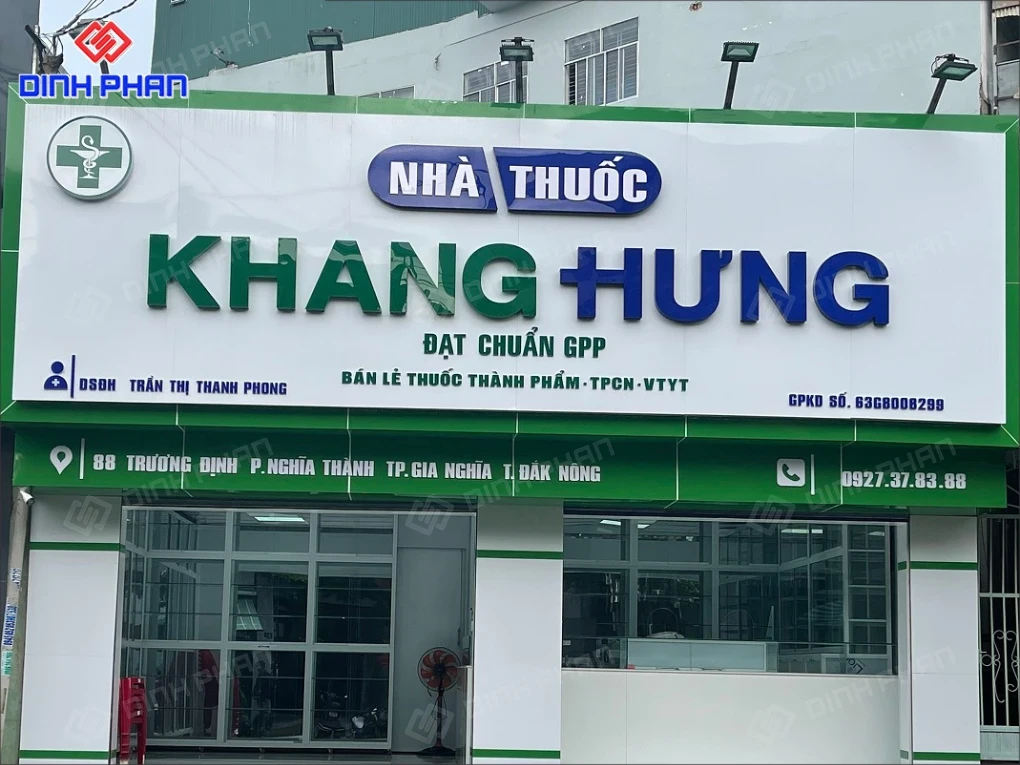 Bảng hiệu nhà thuốc BMT