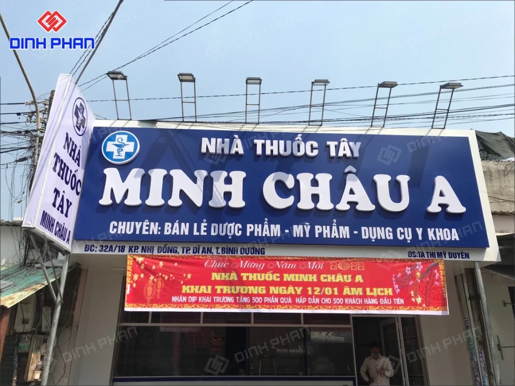 Bảng hiệu nhà thuốc BMT
