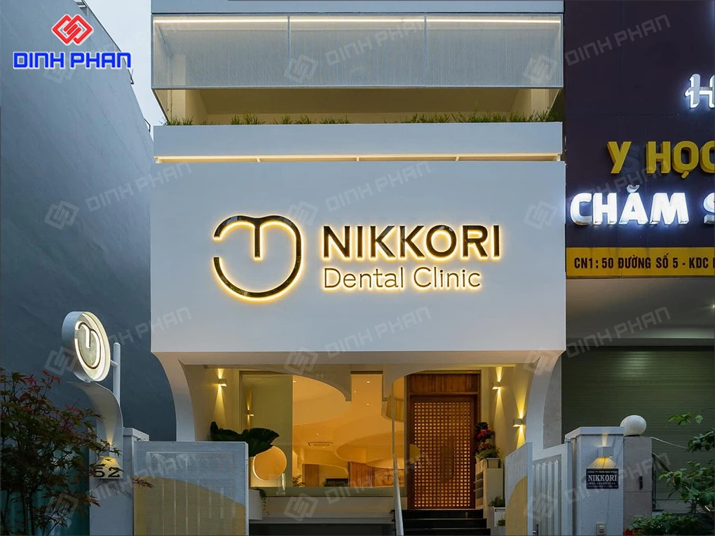 Bảng hiệu pet shop BMT