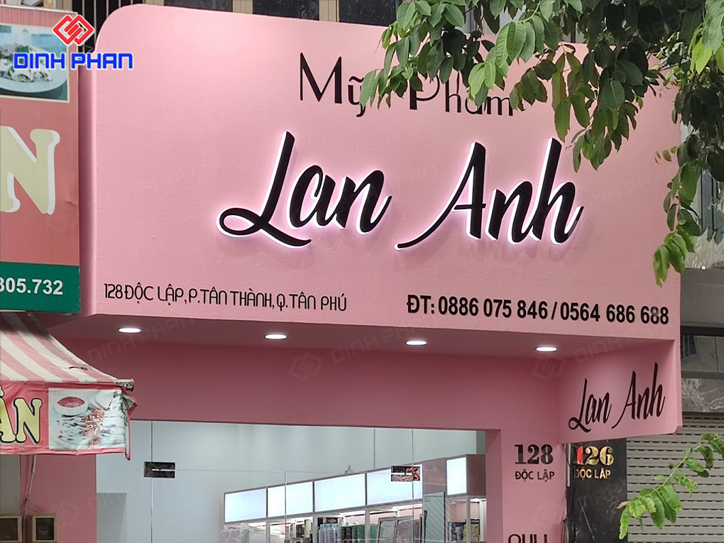 Bảng hiệu spa BMT