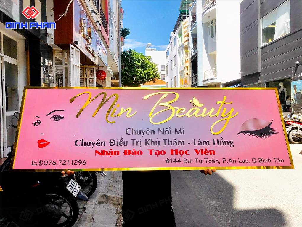 Bảng hiệu spa BMT