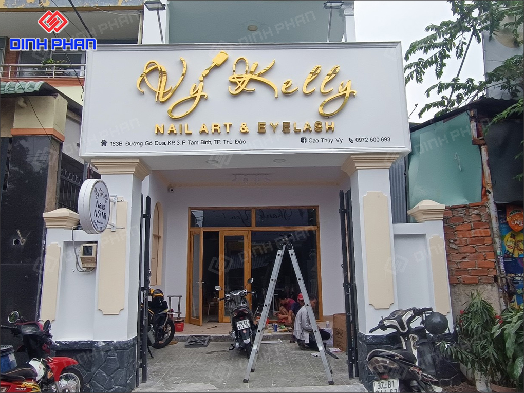 Bảng hiệu spa BMT