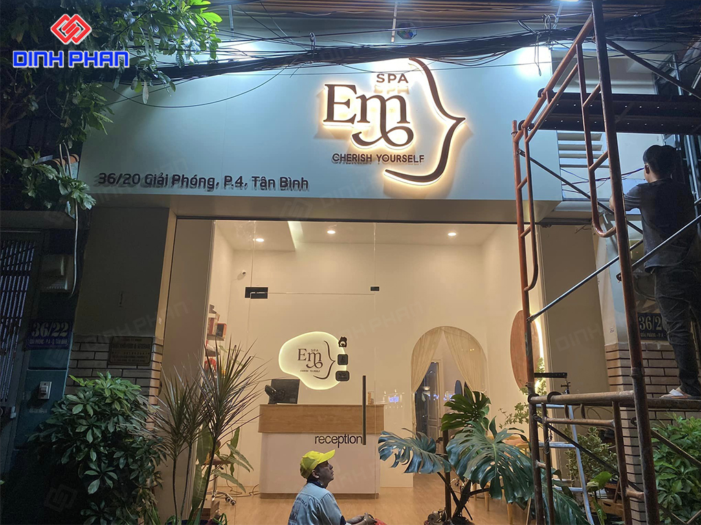 Bảng hiệu spa BMT