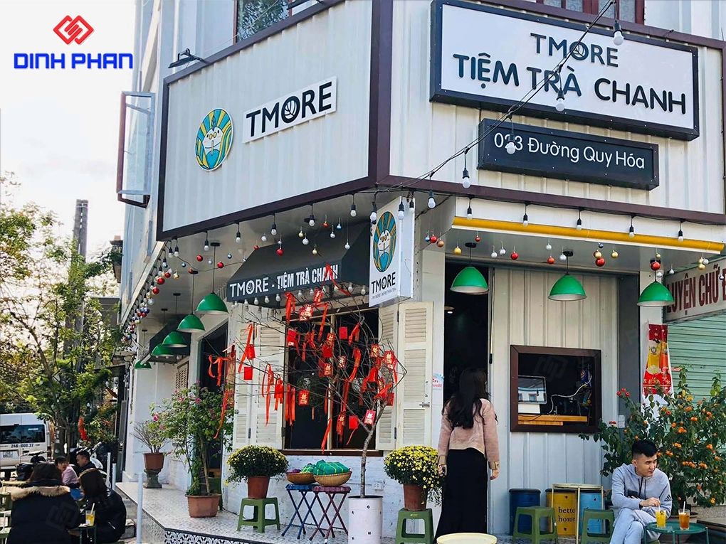 Bảng hiệu trà sữa BMT