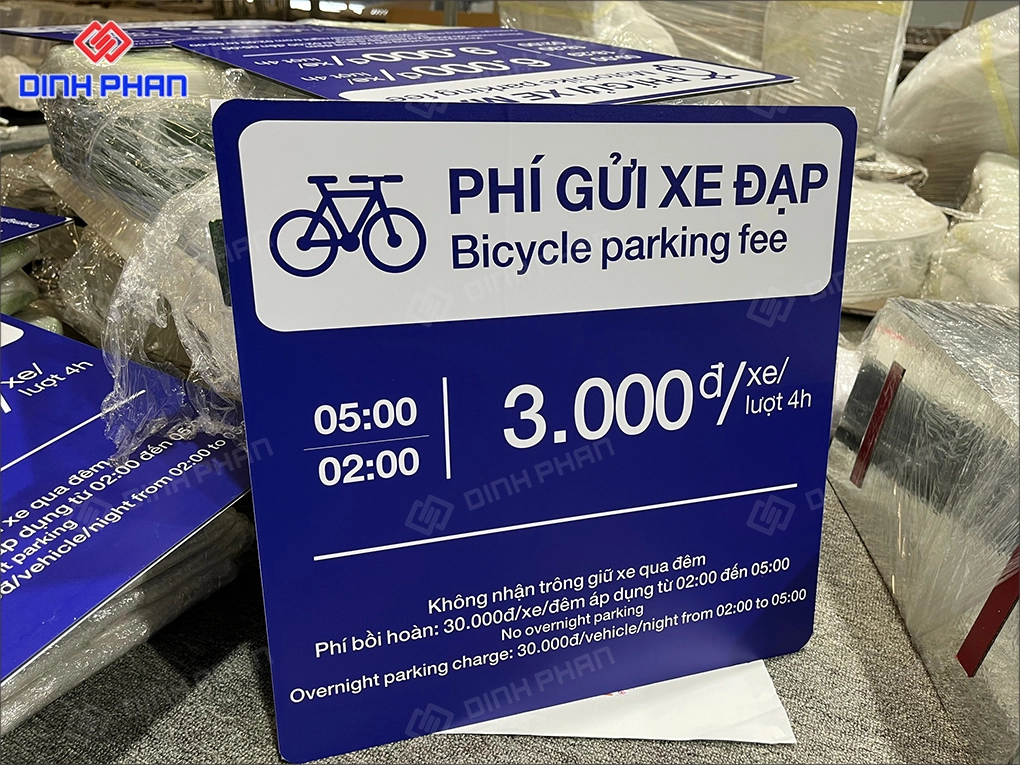 In uv trên mica tại Buôn Ma Thuột