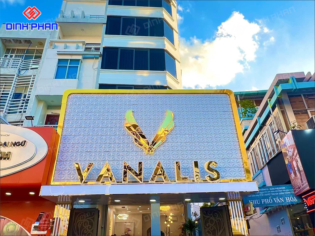 Làm bảng hiệu spa BMT