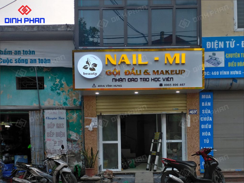 Làm bảng hiệu spa BMT