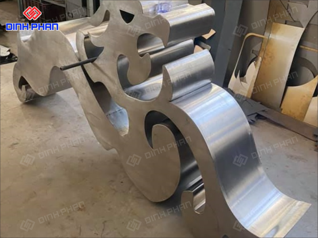 Gia công cắt CNC BMT giá rẻ, chất lượng Gia công cắt CNC BMT
