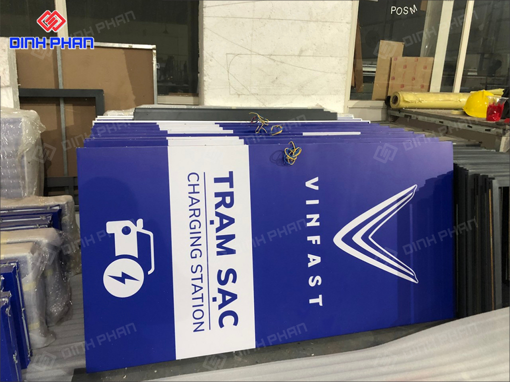 In UV Alu Bình Định