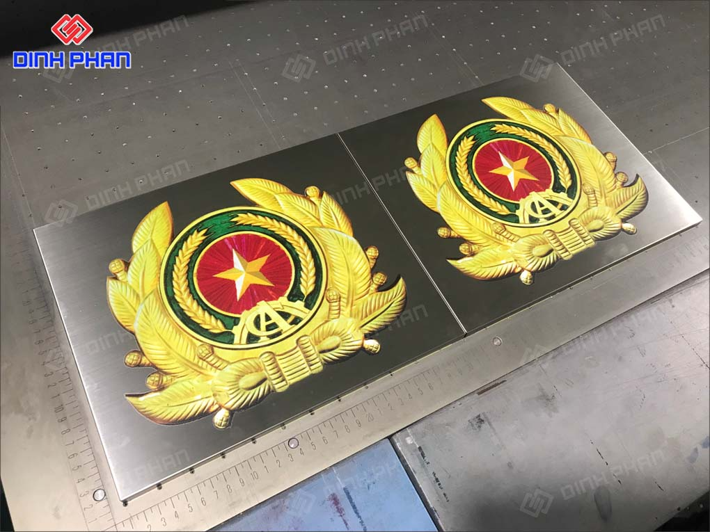 In UV Alu Bình Định