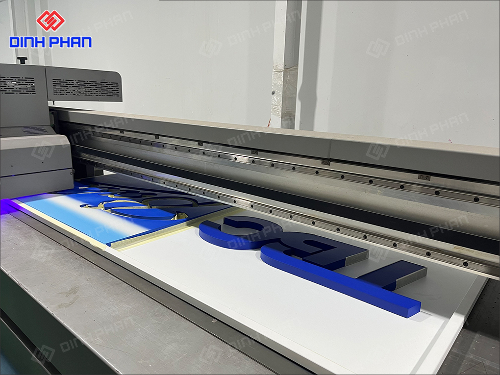 In UV alu Phú Yên hiện đại, chất lượng cao cho quảng cáo In UV chất lượng cao lên bề mặt chữ alu