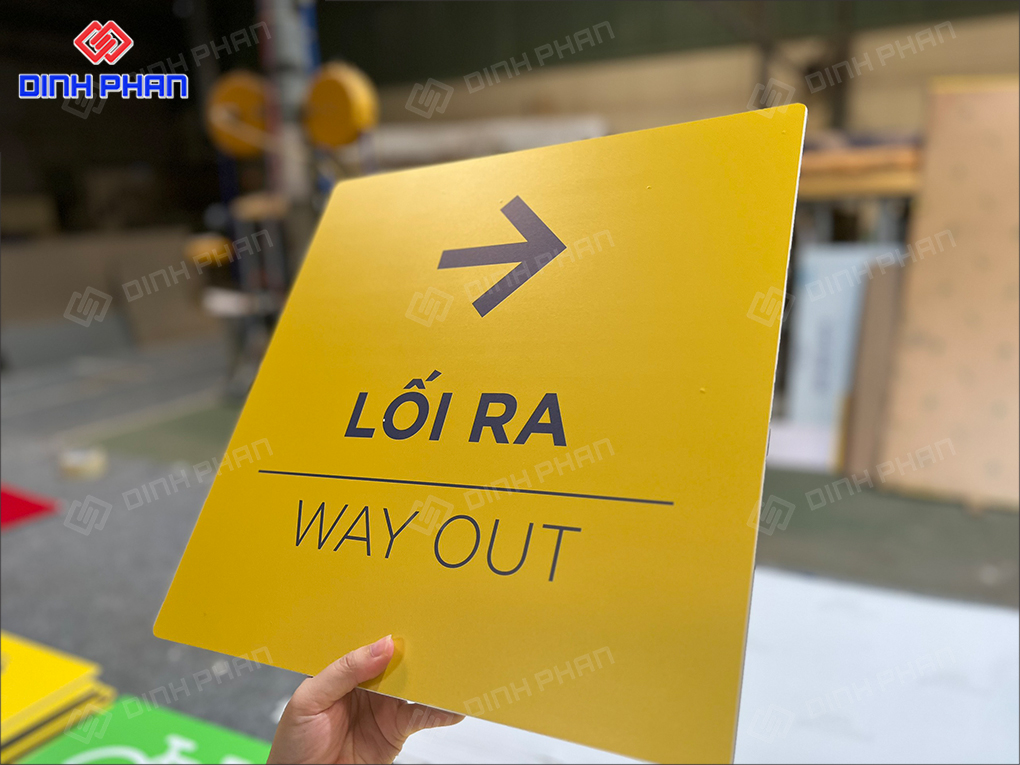 In UV Đà Lạt, in ấn đa dạng về mẫu mã, màu sắc Bảng chỉ dẫn