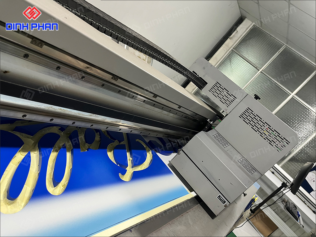 In UV Đà Lạt, in ấn đa dạng về mẫu mã, màu sắc In bảng hiệu bạt không gân