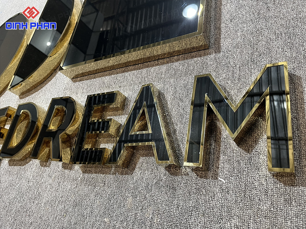 Làm chữ inox Lâm Đồng trọn gói giá rẻ, bền đẹp Bảng hiệu inox mặt mica