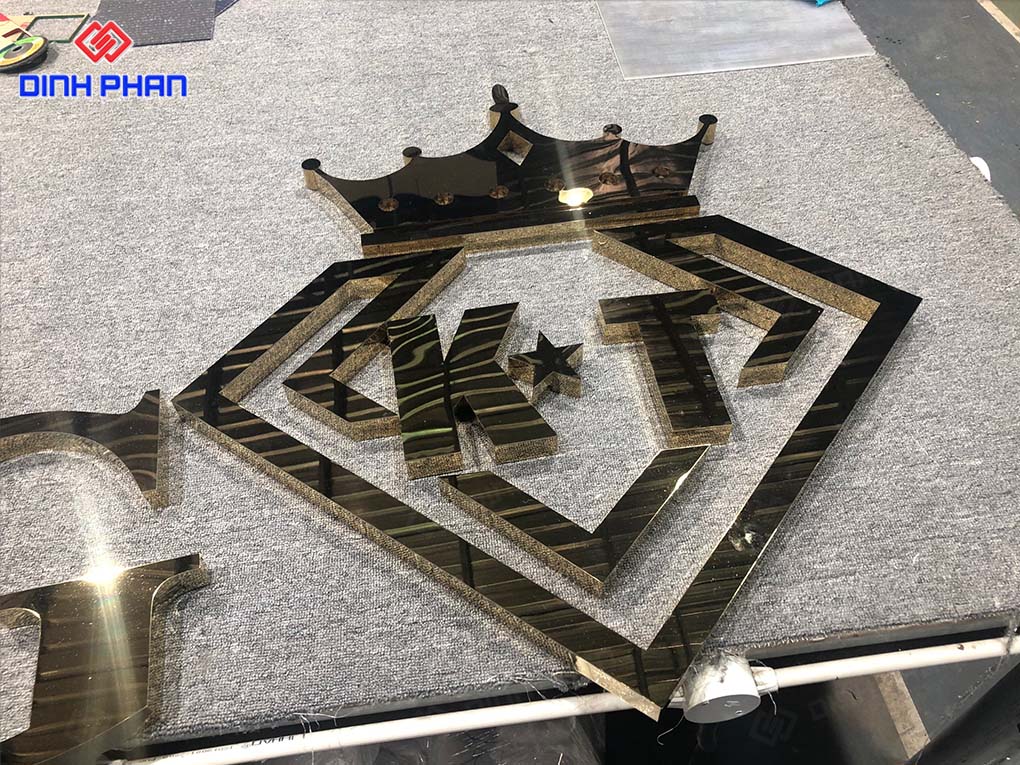 Làm chữ inox Lâm Đồng trọn gói giá rẻ, bền đẹp Logo inox