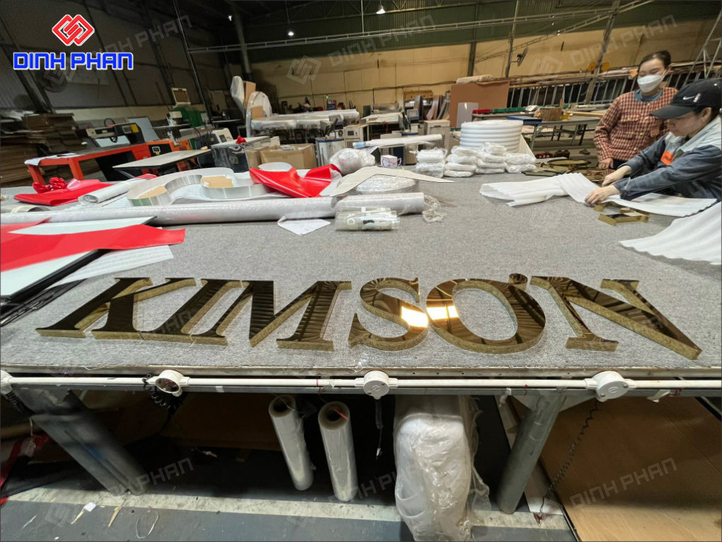 Gia công chữ inox Bình Định