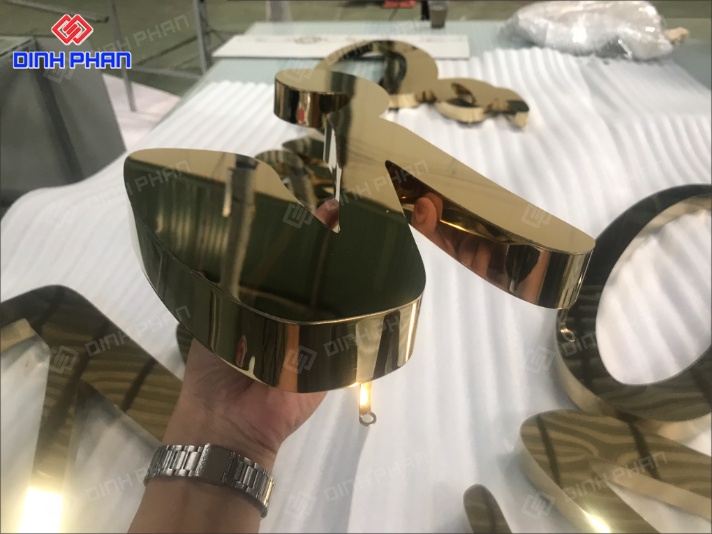 Gia công chữ inox Nha Trang sang trọng, bền đẹp Gia công chữ inox Nha Trang