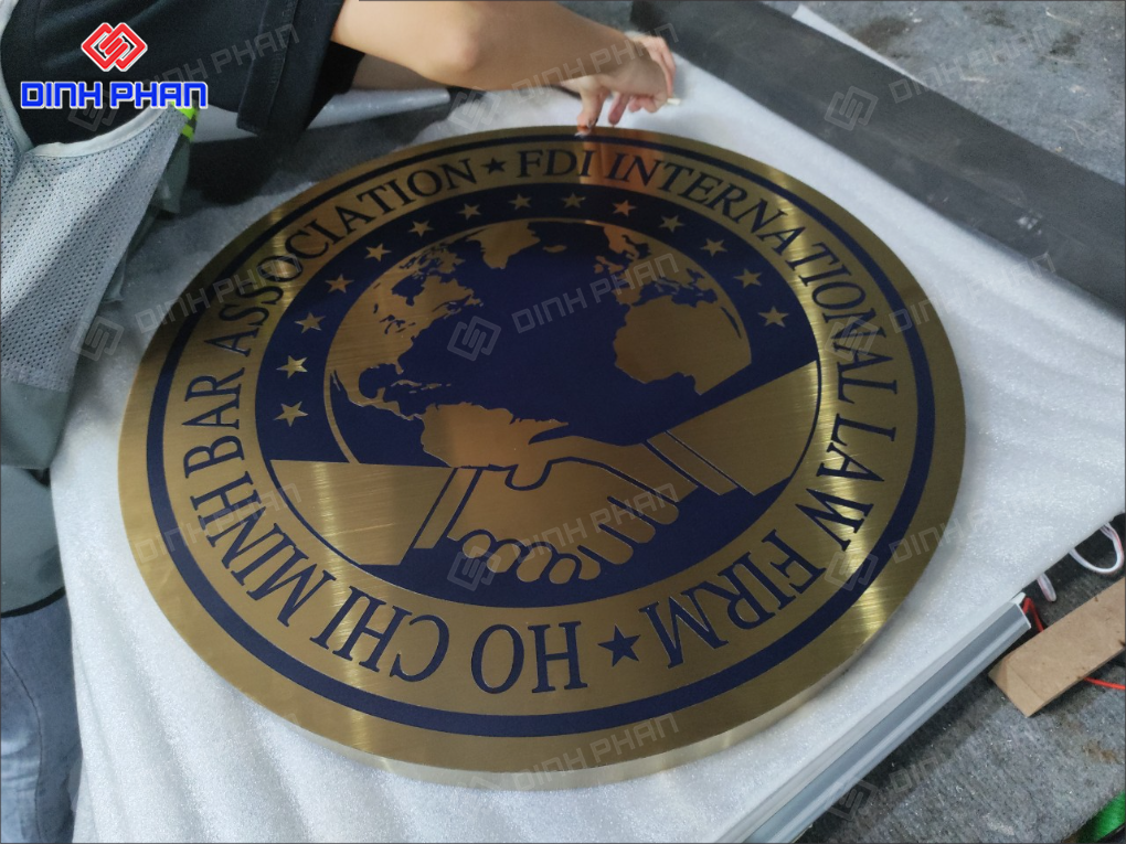 Gia công chữ inox Nha Trang sang trọng, bền đẹp Gia công chữ inox Nha Trang