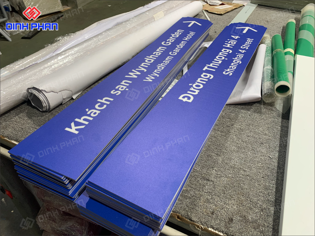 In UV mica Bình Định