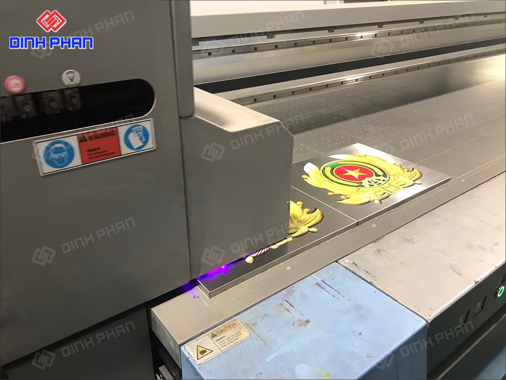 In UV mica Lâm Đồng