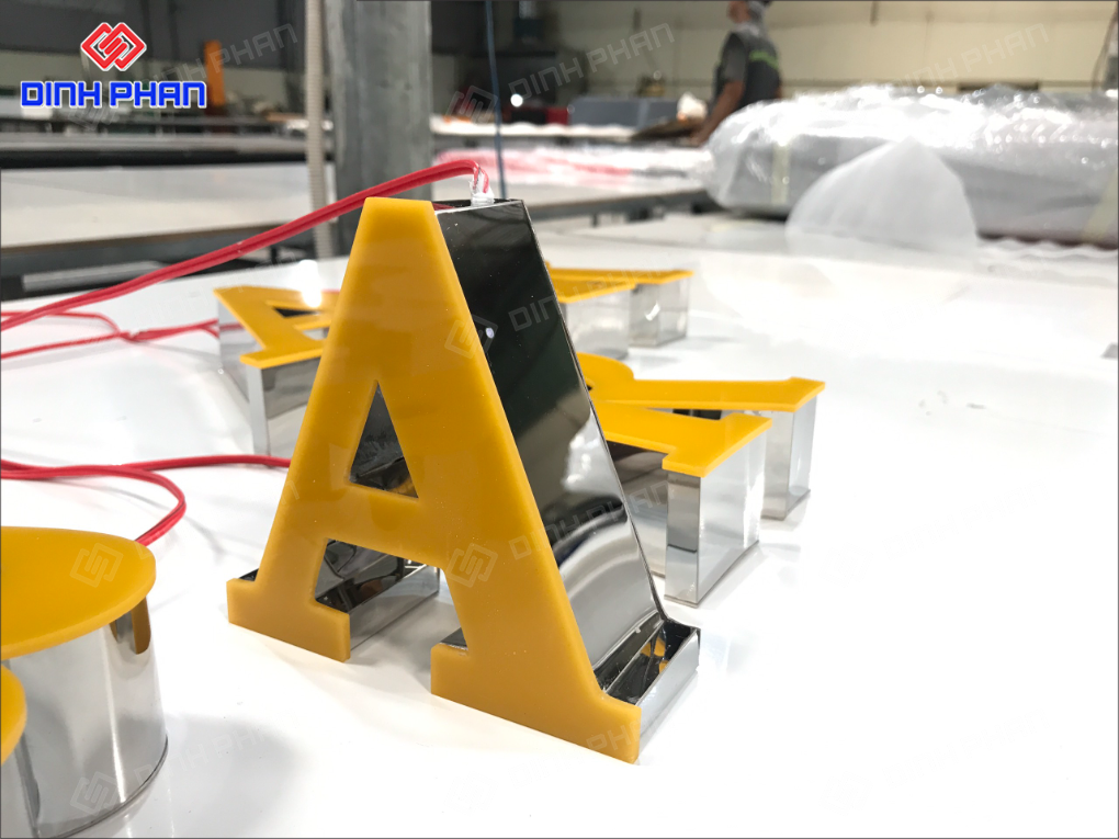 Thi công chữ inox đèn Led tại Daklak hiện đại, bền đẹp Thi công chữ inox đèn Led tại Daklak