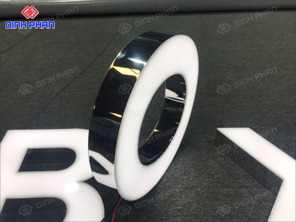 Thi công chữ inox đèn Led tại Daklak hiện đại, bền đẹp Thi công chữ inox đèn Led tại Daklak