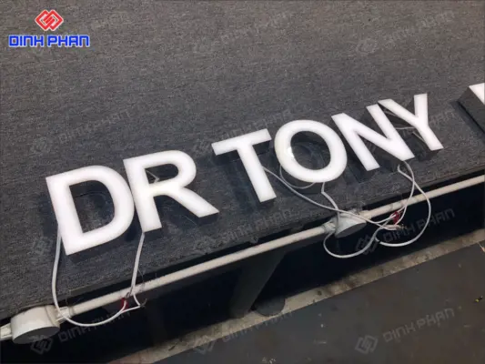 Thi công chữ inox đèn Led tại Daklak hiện đại, bền đẹp