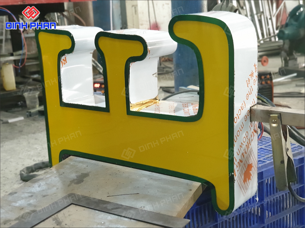 Gia công chữ inox Ninh Thuận