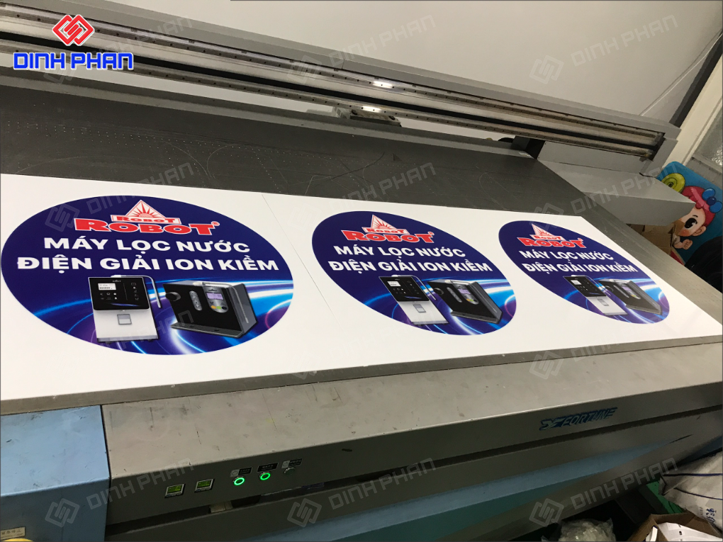 Hộp đèn hút nổi Phú Yên nổi bật, thu hút Hộp đèn hút nổi Phú Yên